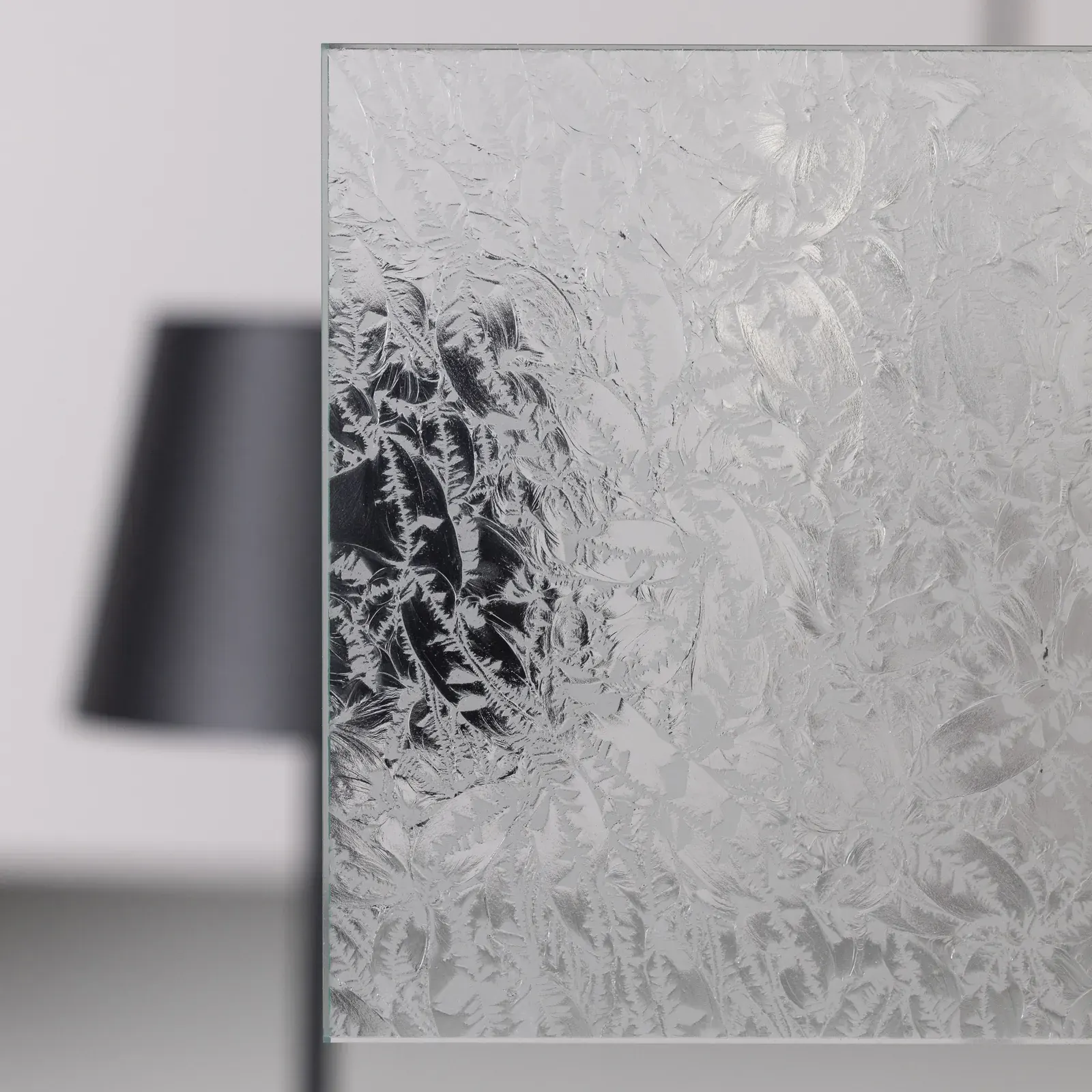 Eisblumenglas: Verästelte Muster wie Eisblumen am Fenster. (Foto: Frerichs Glas)