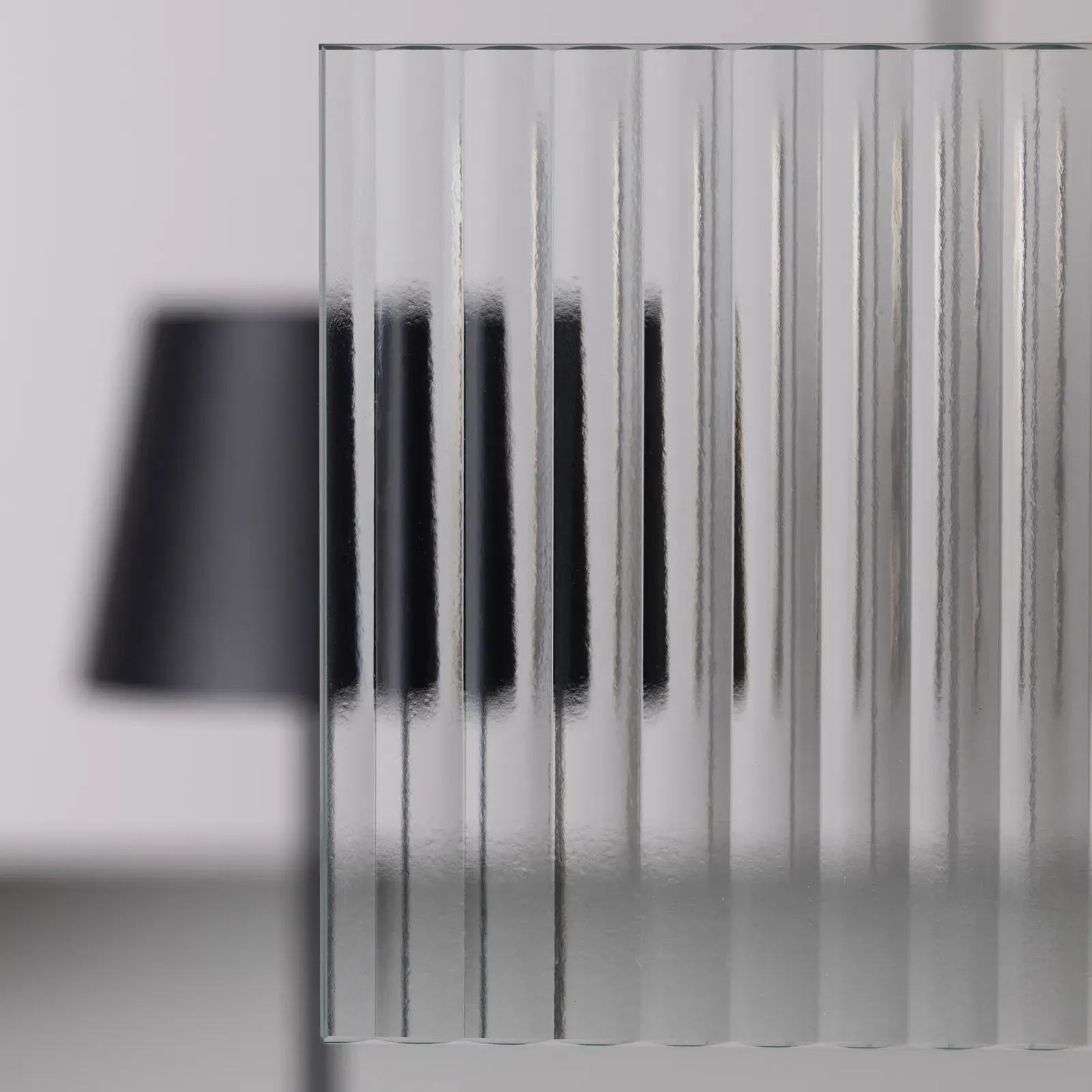 Flutes: Senkrechte, halbrunde Rillen (Riffelglas). (Foto: Frerichs Glas)