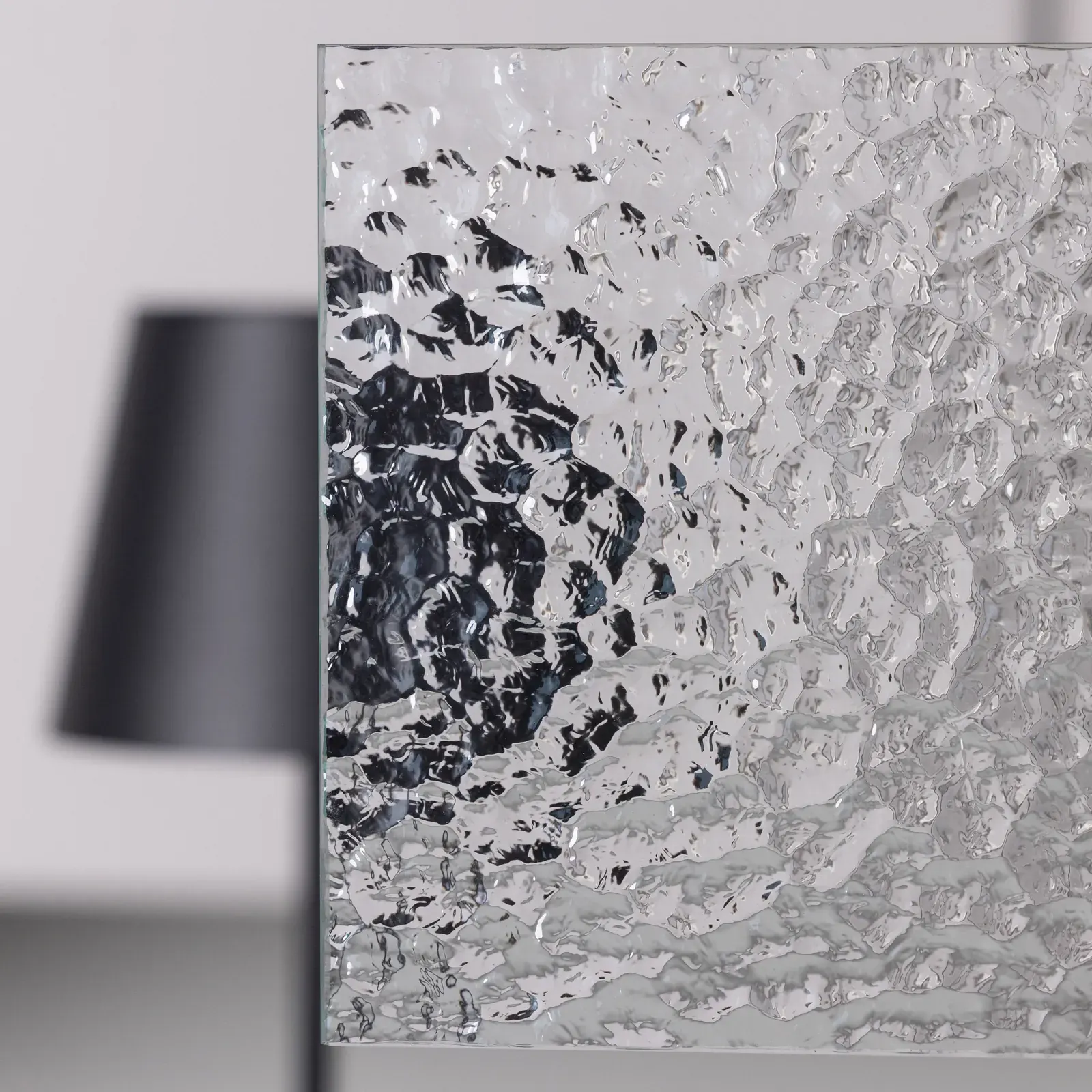 Ornament 528: Runde Mulden in mittlerer Größe. (Foto: Frerichs Glas)